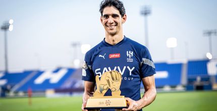 بونو متوجاً بجائزة حارس الموسم في دوري روشن السعودي 2023-2024