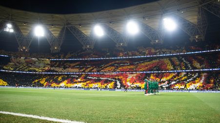 Another impressive Al Ittihad fan tifo before the Sea Derby v Al Ahli