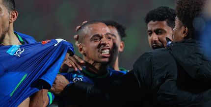 سفيان بن دبكة محتفلا بهدفه المذهل في مرمى ماريك روداك