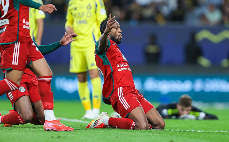 Georginio Wijnaldum celebrates winner v Al Nassr