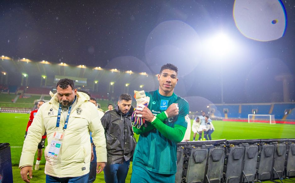 Al Fayha goalkeeper Orlando Mosquera ended February with three successive clean sheets