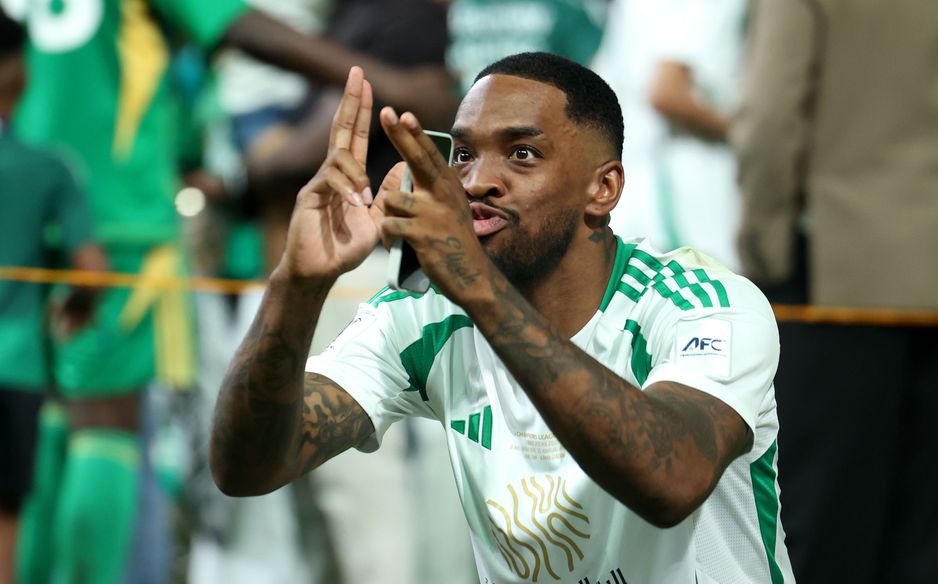 Ivan Toney celebrates goal for Al Ahli v Al Ettifaq