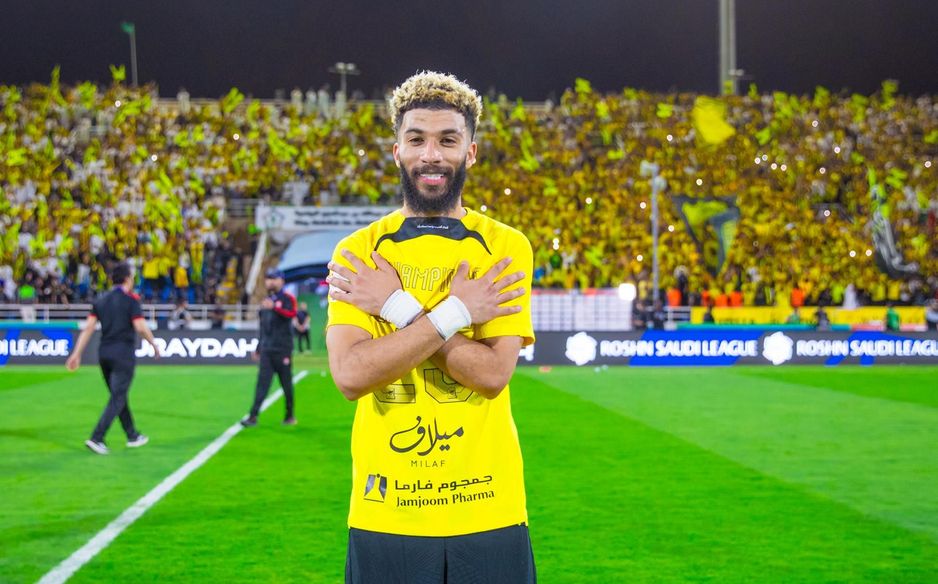 عبدالرحمن العبود لاعب الاتحاد يحتفل على طريقة ولي العهد