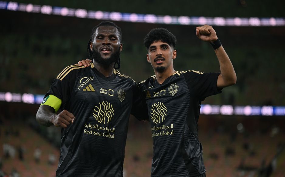 Ziyad Al Johani (R) and Franck Kessie have been brilliant in the Al Ahli engine room
