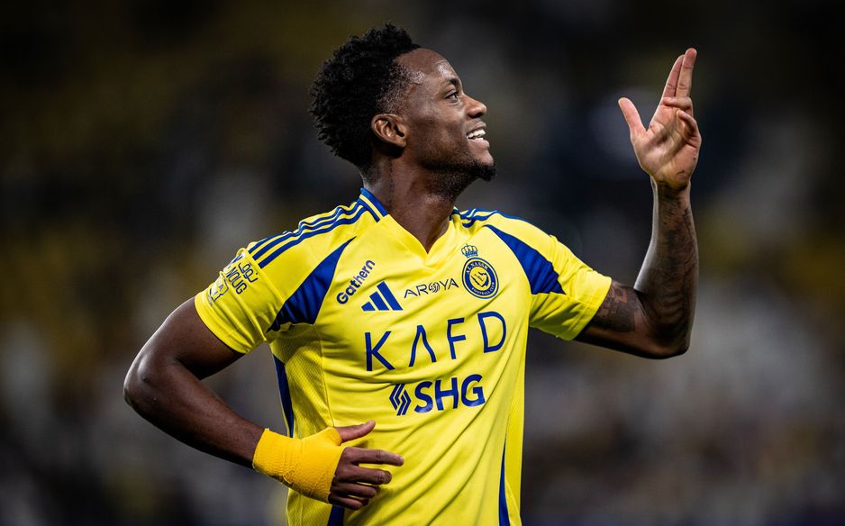 جون دوران لاعب النصر أحد الأساسيين في مساعي منتخب كولومبيا بالتأهل لكأس العالم