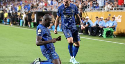 مدافع الهلال خاليدو كوليبالي يسجل هدفاً أمام مانشستر سيتي في كأس العالم للأندية