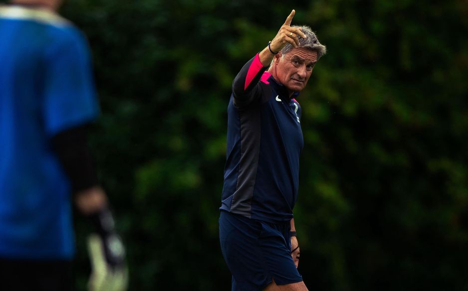 Al Qadsiah manager Michel puts squad through paces during camp in the Netherlands