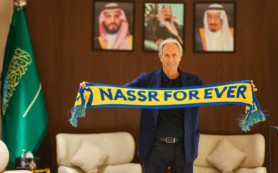 Jorge Jesus crosses the Riyadh divide to sign for Al Nassr