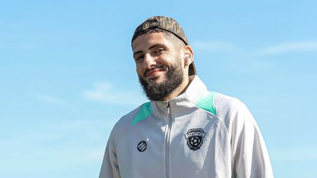 ياسين بنزية