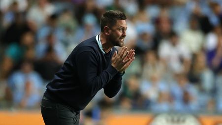 New Al Kholood manager Des Buckingham
