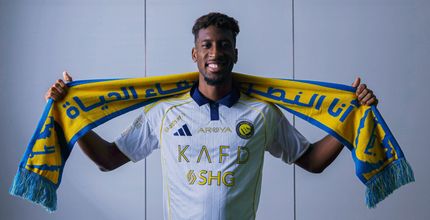 النصر يتعاقد مع كينغسلي كومان