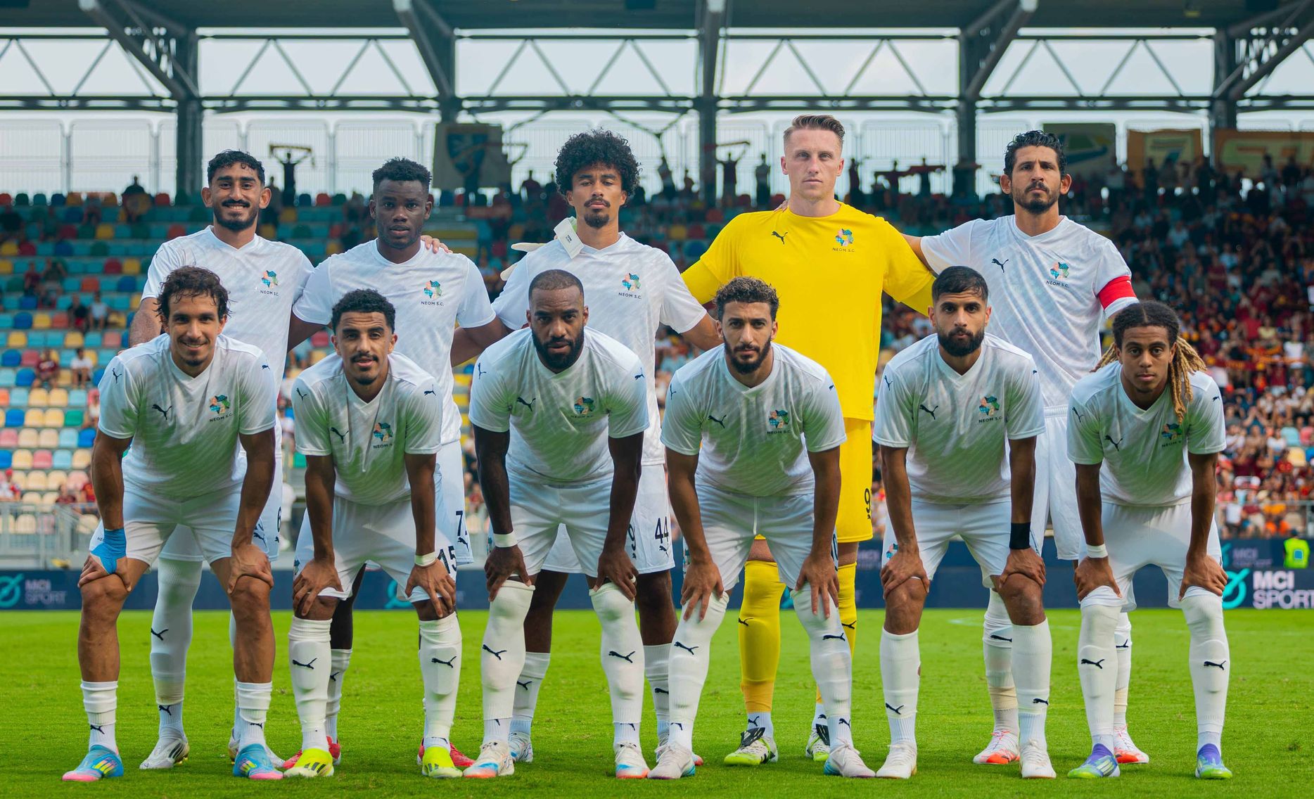 فريق نيوم