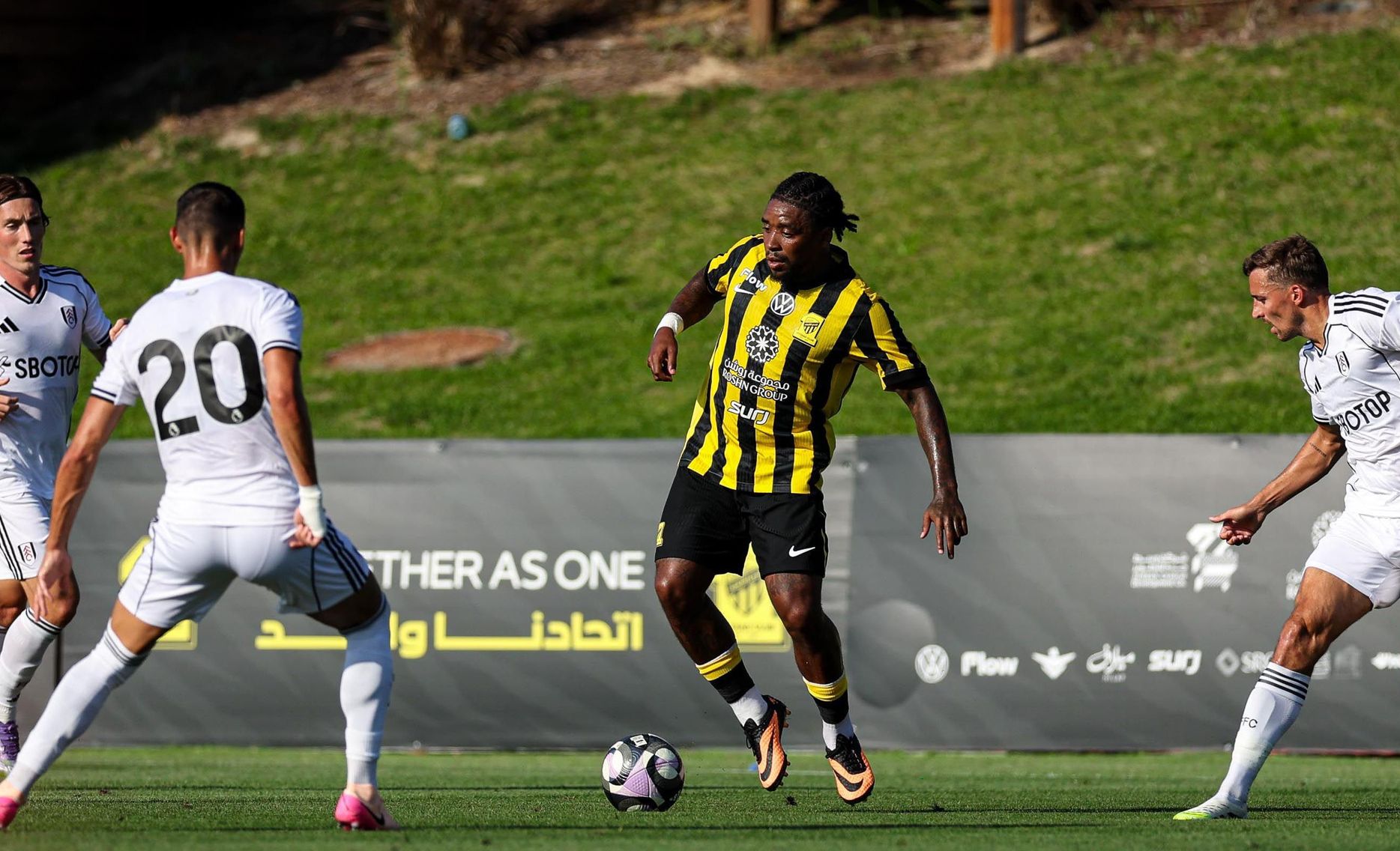ستيفن بيرغوين في ودية الاتحاد أمام فولهام