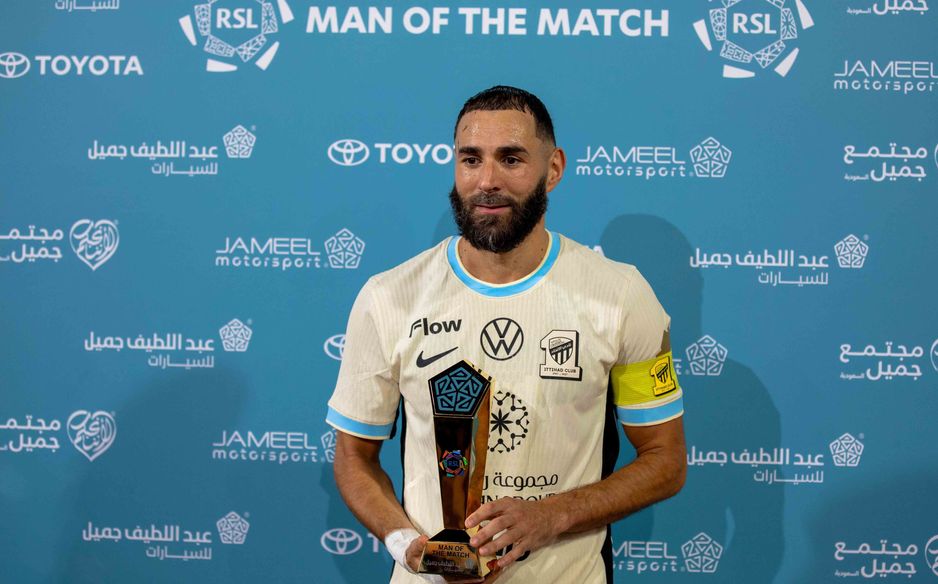 بنزيما حصل على 89٪ من الأصوات بين المرشحين الأربعة الأفضل في المباراة