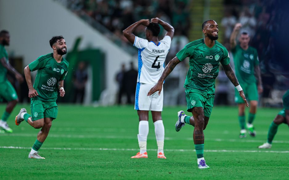 Ivan Toney scores winner for Al Ahli v NEOM SC