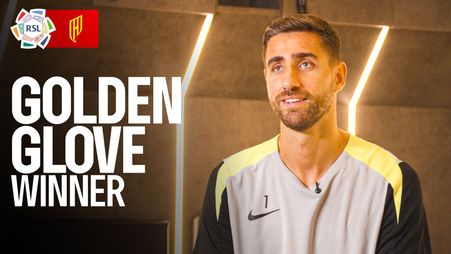 Casteels Golden Glove interview thumb