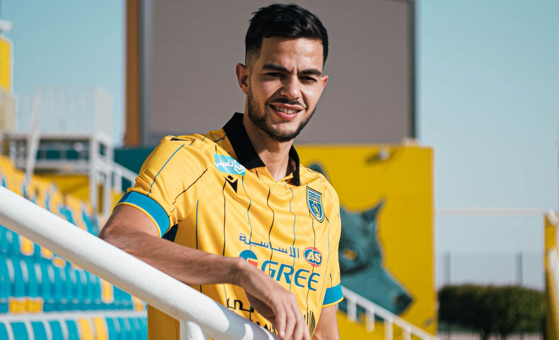 رومان فايفر لاعب التعاون