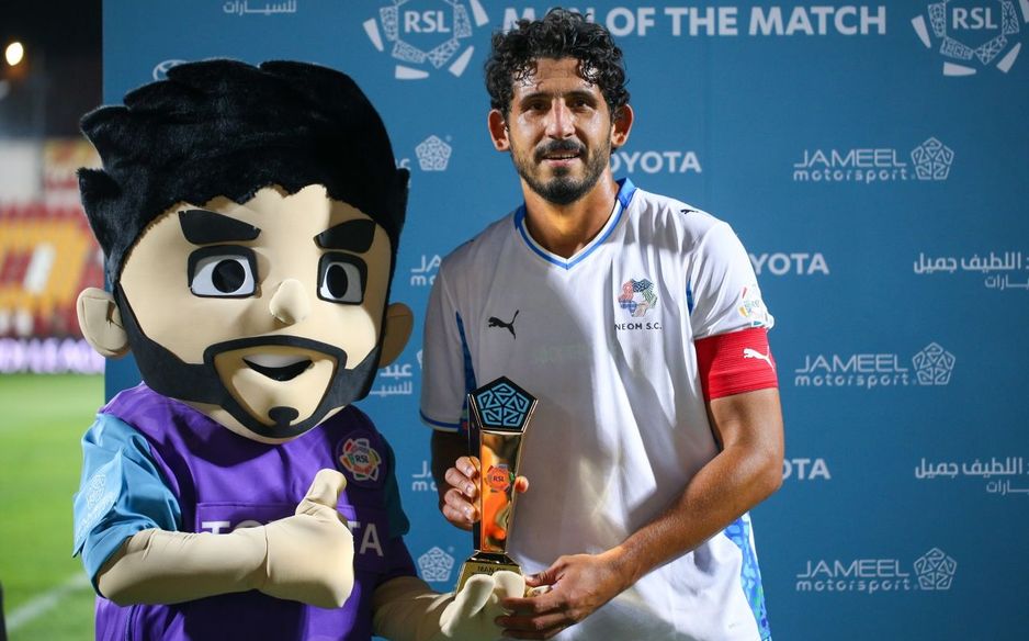 أحمد حجازي رجل المباراة  حقق نسبة نجاح بلغت 100% في الالتحامات المباشرة