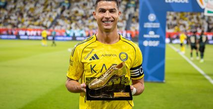 رابطة الدوري السعودي للمحترفين تواصل تسليم جوائزها