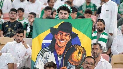 أسهم اللاعب إيبانيز مرتفعة في المدرج الأخضر بعد المستويات العالية التي يقدمها مع الفريق