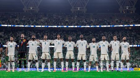 الأخضر يحسمها بثلاثية مثيرة أمام إندونيسيا