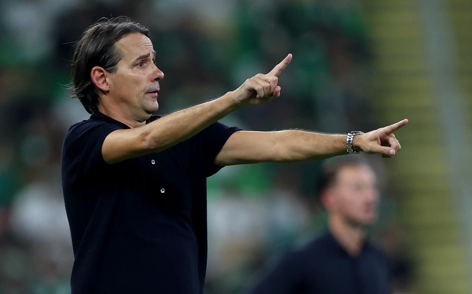 Al Hilal manager Simone Inzaghi v Al Ahli