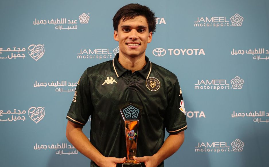 الأرجنيتيني راميرو أنريكي رجل المباراة