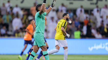 Al Fayha goalkeeper Orlando Mosquera saves Al Ittihad captain Karim Benzema's penalty