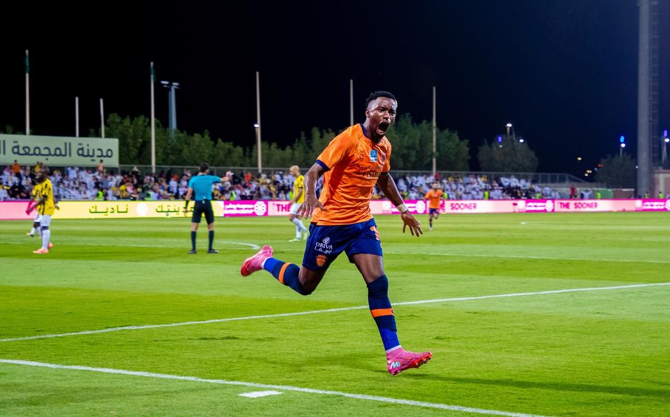 Fashion Sakala scores for Al Fayha v Al Ittihad