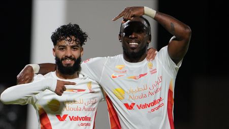 كينونيس وأبو الشامات يحتفلان بالمساهمات المشتركة في مواجهة نيوم