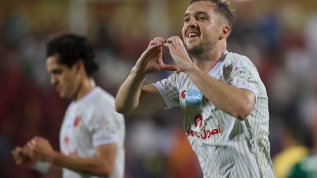 سجل فالنتين فادا 4 أهداف وأسهم في تمريرتين حاسمتين في الجولات الثماني الأولى