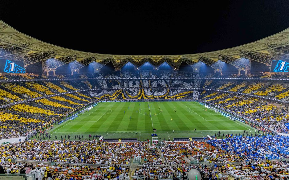 حضور جماهيري كبير في ملعب الكلاسيكو