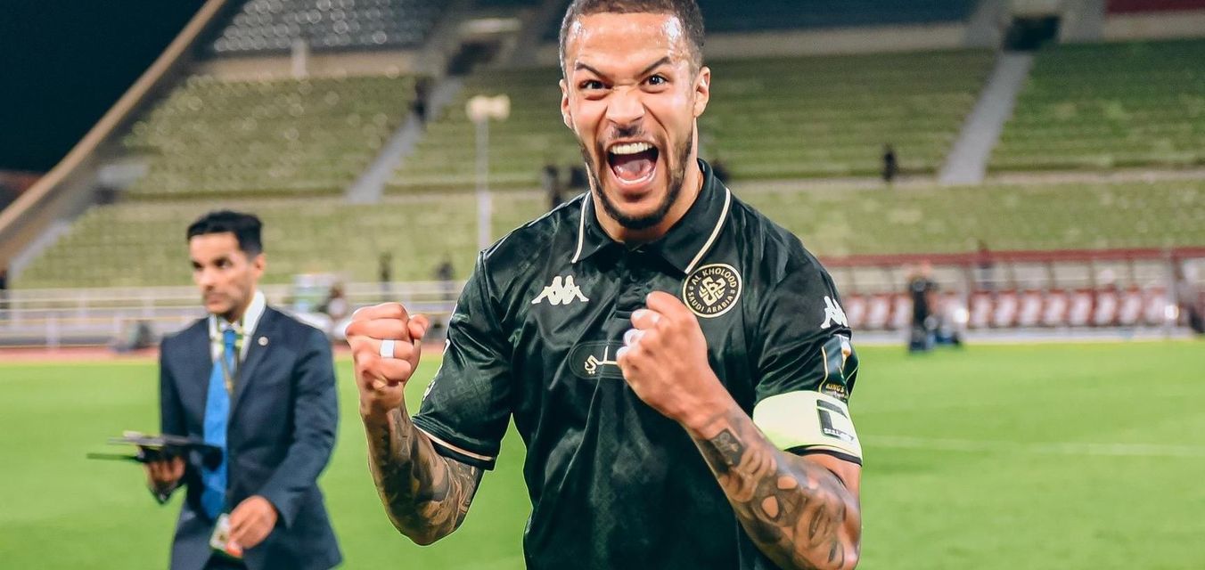 عاش وليام تروست إيكونغ أجواء رائعة في شهر أكتوبر مع ناديه الخلود ومنتخب بلاده نيجيريا