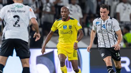 Al Hazem winger Elias Mokwana at Al Shabab