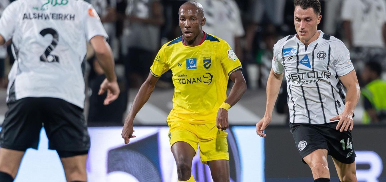 Al Hazem winger Elias Mokwana at Al Shabab