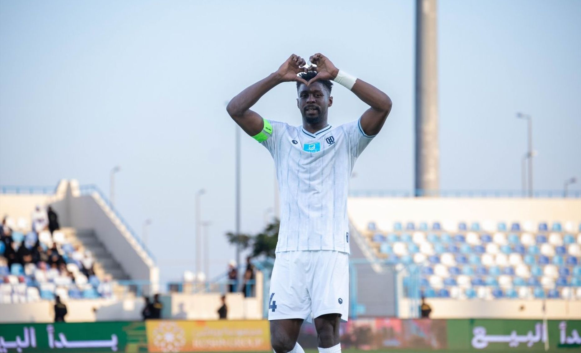 سعيد الربيعي يقود الأخدود للانتصار على النجمة