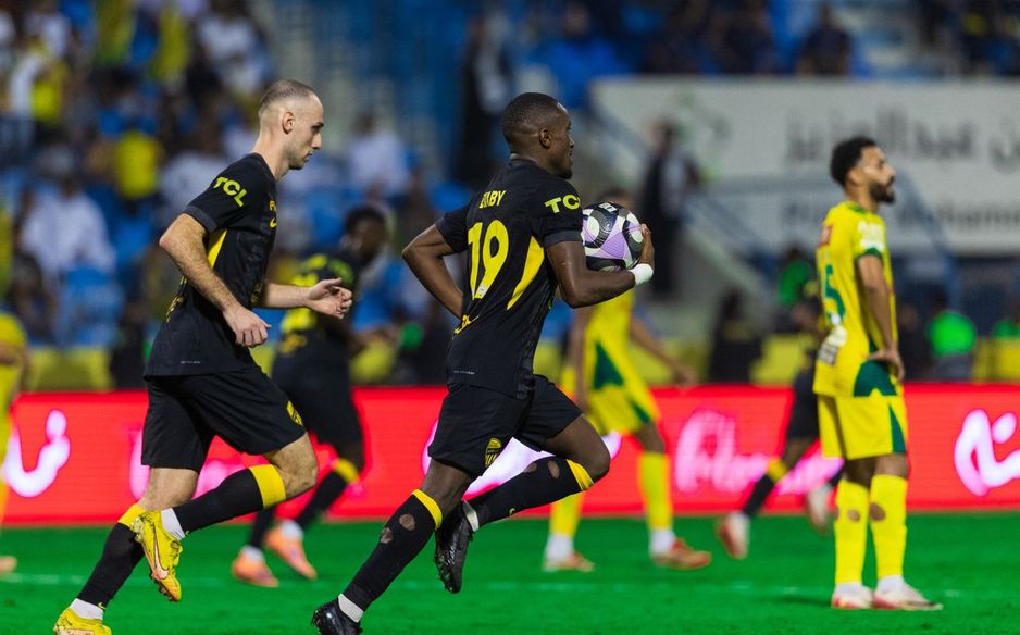 موسى ديابي قاد عودة الاتحاد بتسجيله هدفين بالدقائق 51-86