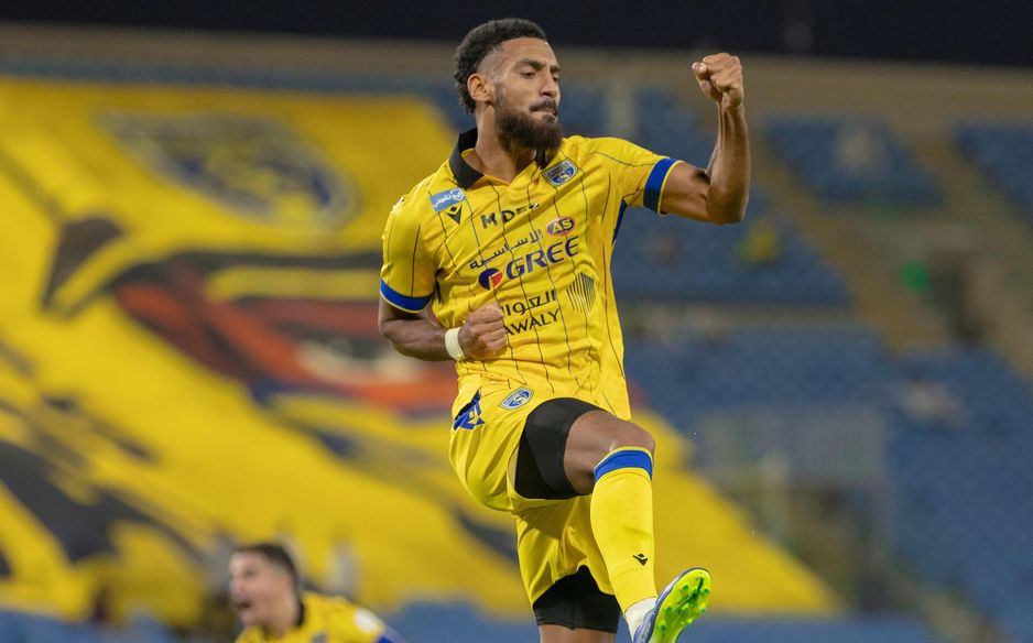 Angelo Fulgini scores for Al Taawoun v Al Qadsiah