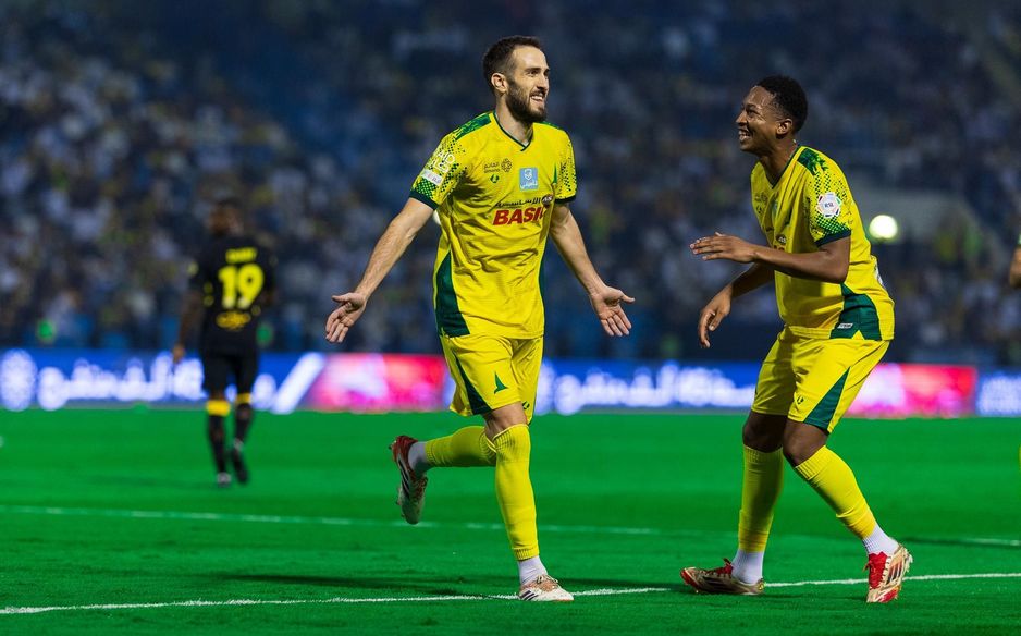 Konstantinos Fortounis had a hand in all four goals for Al Khaleej v Al Ittihad