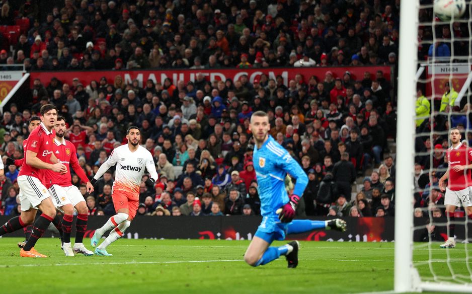 Said Benrahma scores for West Ham United at Manchester United