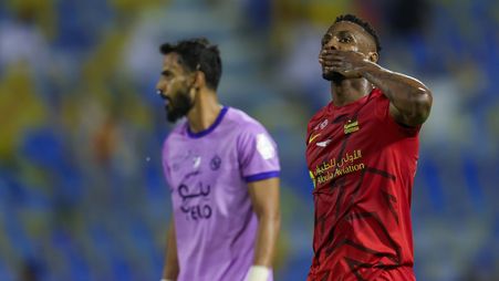 خوليان كينونيس سجل ثنائية تهديفية في اللقاء الأخير بين الخلود والقادسية