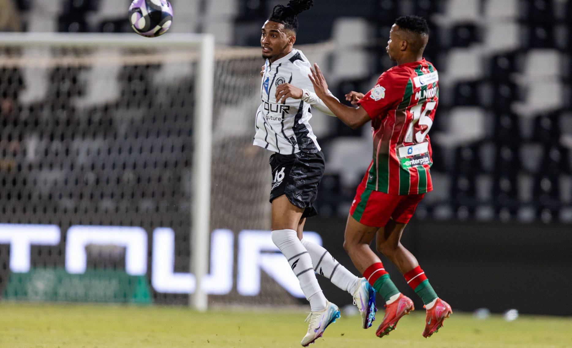 الشباب والاتفاق يتقاسمان النقاط بتعادل مثير