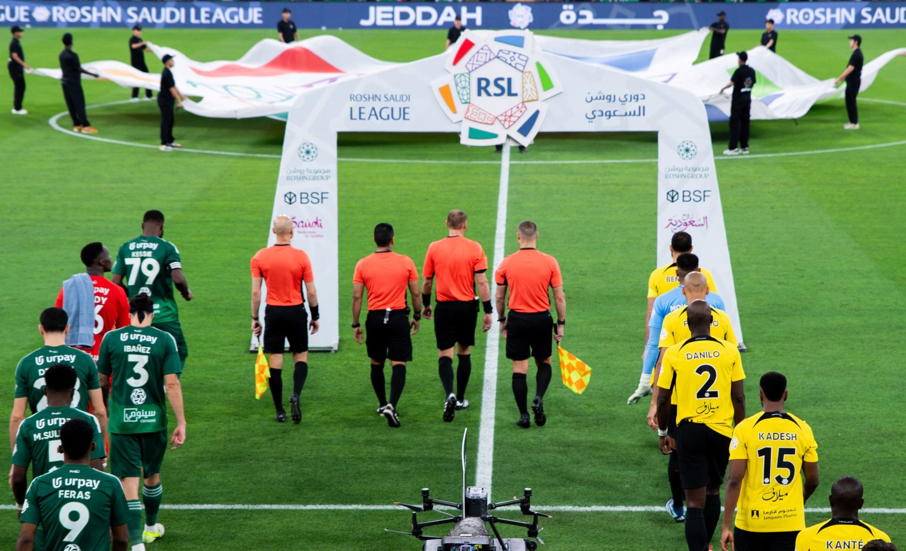 دخول فريق الاتحاد والأهلي لديربي البحر في أبريل