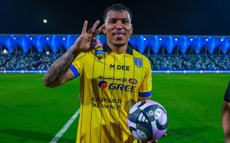 Roger Martinez with his match ball after a hat-trick at Al Fateh