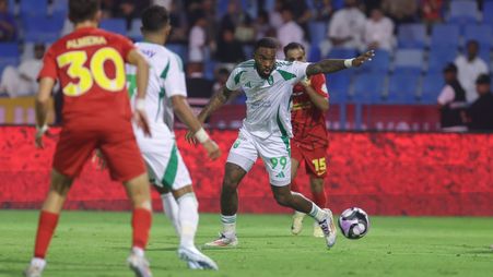 الجولة التاسعة تنطلق بديربي وصدام بين الأهلي والقادسية