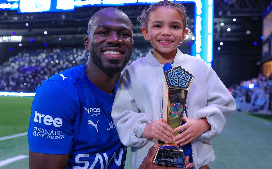 لفت كوليبالي إلى تميز فريقه في تسجيل هدف الانتصار رغم النقص العددي