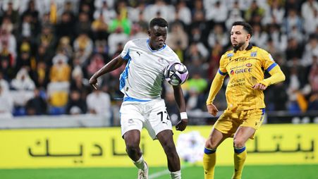 قطار التعاون يتوقف ويسمح للهلال بالعبور للوصافة