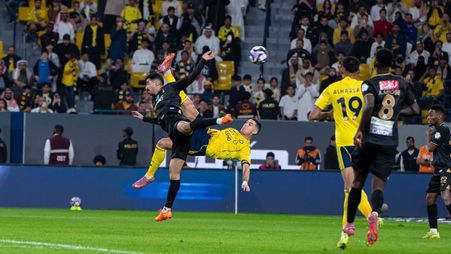 مقصية رونالدو في مرمى الخليج