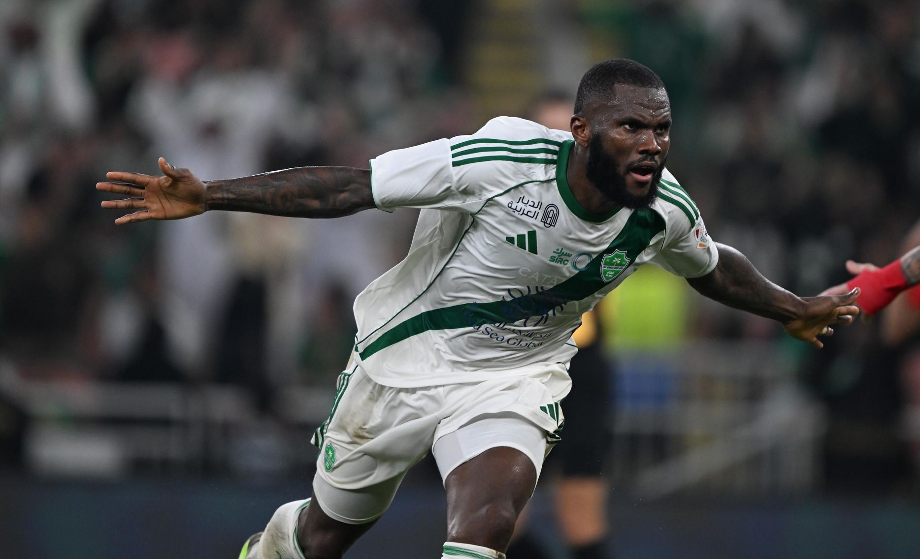 Franck Kessie nets superb winner for 10-man Al Ahli v Al Qadsiah