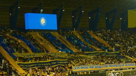 بلغ عدد الحضور الجماهيري في مباراة النصر والخليج  26,003 مشجع